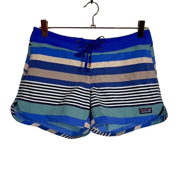 Patagonia Women's Wavefarer Boardshorts - 5" in Fitz Stripe Small: Float Blue - Picture 2 of 9